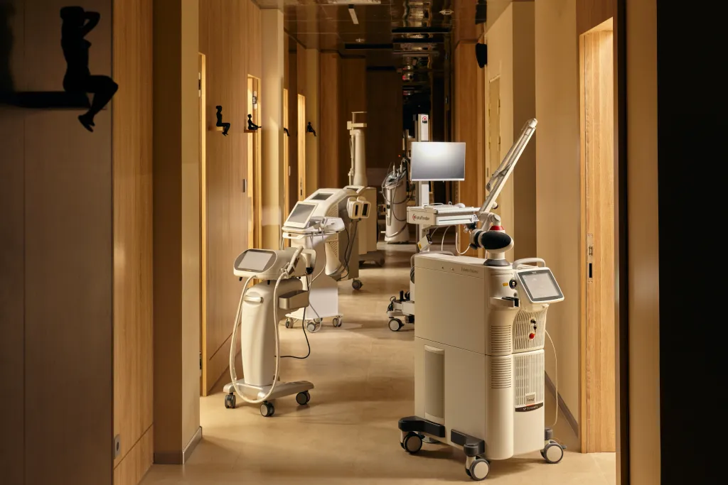Large fleet of original equipment from the world's leading manufacturers